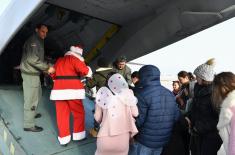 Deda Mraz i Dobre vile tradicionalno na aerodromu Batajnica