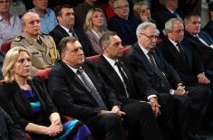 Министар Вулин у Братунцу: Не смемо престати да се сећамо страдалих