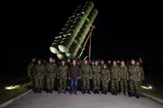 Minister Vučević and General Mojsilović Visit Members of 250th Rocket Brigade on New Year’s Eve