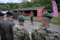 Министар Гашић присуствовао такмичењу војнополицијских и извиђачких јединица