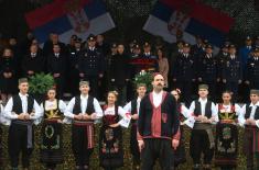Министар Стефановић присуствовао промоцији најмлађих подофицира Војске Србије 