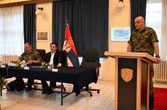 Министар Гашић обишао Гарду Војске Србије