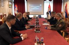 Ministar Vučević obišao kapacitete vojnog hotela „Breza“ 
