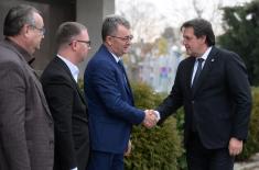 Ministar Gašić obišao kompaniju „Jumko“ u Vranju