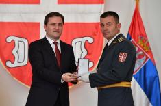 Uručenje odlikovanja pripadnicima Ministarstva odbrane i Vojske Srbije