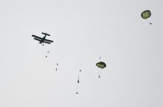Minister Gašić visits 63rd Parachute Brigade