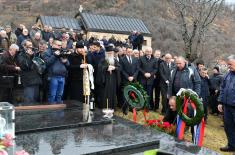 A delegation from the Ministry of Defence and the Serbian Armed Forces lays a wreath at the grave of Pavle Bulatović in Rovci  