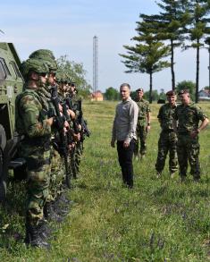 Minister Stefanović: Voluntary military service in 72nd Brigade only for the best