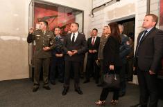 Students of Advanced Security and Defence Studies and the General Staff Course visit the “Defence 78” exhibition on the 21st anniversary of the end of the NATO agression