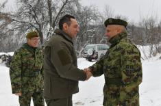 Minister Vulin Spends Christmas with the Members of the Serbian Armed Forces in the Base “Vrapce”