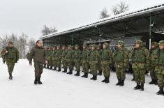 Minister Vulin Spends Christmas with the Members of the Serbian Armed Forces in the Base “Vrapce”