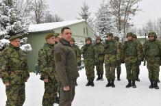 Minister Vulin Spends Christmas with the Members of the Serbian Armed Forces in the Base “Vrapce”