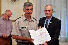 Minister Vulin receives the highest recognition from generals and admirals