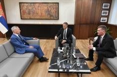 Sastanak ministra Stefanovića sa ambasadorom Ruske Federacije Bocan - Harčenkom 