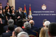 President Vučić presented decorations on the occasion of Serbian Statehood Day