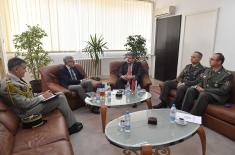 State Secretary Starović meets with French ambassador to Serbia Cochar