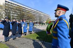 Minister Vučević lays wreath at Monument to Pilots – Defenders of Belgrade