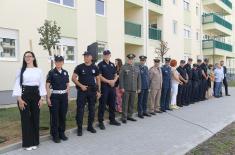 Keys to new flats handed over to members of security forces in Novi Sad