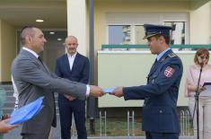 Keys to new flats handed over to members of security forces in Novi Sad