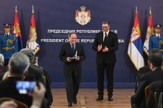 Predsednik Vučić uručio odlikovanja povodom Dana državnosti Srbije 