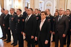 Premijerka Brnabić: Ponosim se Vojskom Srbije i sistemom vojnog obrazovanja