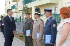 Keys to new flats handed over to members of security forces in Novi Sad