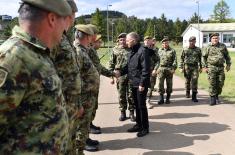 Minister of Defence Stefanović and Chief of General Staff, General Mojsilović, visit units on alert