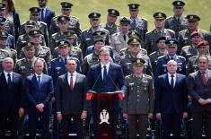 The President of the Republic and the Supreme Commander of the Serbian Armed Forces handed over military flags to the 72nd Special Operations Brigade and the 63rd Parachute Brigade