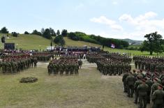 The President of the Republic and the Supreme Commander of the Serbian Armed Forces handed over military flags to the 72nd Special Operations Brigade and the 63rd Parachute Brigade