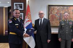 Ministar Vučević uručio ukaze o unapređenjima i postavljenjima oficirima Vojske Srbije