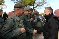 Minister of Defence Stefanović and Chief of General Staff, General Mojsilović, visit units on alert