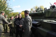 Minister of Defence Stefanović and Chief of General Staff, General Mojsilović, visit units on alert