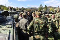 Minister of Defence Stefanović and Chief of General Staff, General Mojsilović, visit units on alert