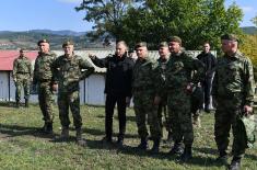 Minister of Defence Stefanović and Chief of General Staff, General Mojsilović, visit units on alert