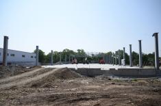 Minister of Defence inspects infrastructure works in Niš barracks