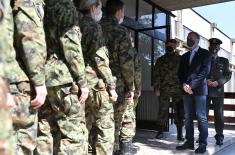  Minister Stefanović has lunch with cadets