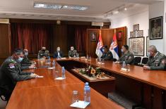 Minister Stefanović visits Army Command in Niš