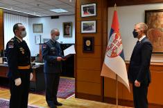 Minister Stefanović presents Decree on Promotion to Colonel Nikola Dejanović