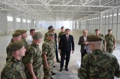 Minister of Defence inspects infrastructure works in Niš barracks