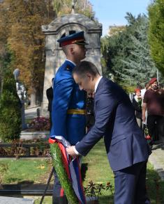 Minister Stefanović Lays Wreath on the Occasion of Anniversary of Death of Milunka Savić