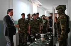 Ministar odbrane obišao 72. brigadu za specijalne operacije