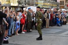 Почасна артиљеријска паљба и егзерцир Гарде поводом Дана Војске Србије