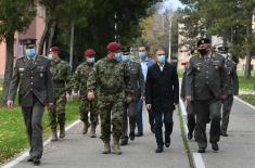 Minister Stefanović visits members of 63rd Parachute Brigade