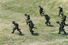Minister Vučević Visits Army Training Centre in Požarevac
