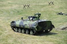 Minister Vučević Visits Army Training Centre in Požarevac
