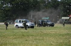 Minister Vučević Visits Army Training Centre in Požarevac