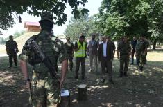 Minister Vučević Visits Army Training Centre in Požarevac