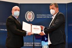 The Ministry of Defence thanked the local businessmen who helped in the fight against Covid-19