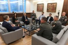 Minister Stefanović receivеs families of Major Tepić and Private Mirković