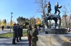 Ministry of Defence and Serbian Armed Forces delegations lay wreaths to mark Veterans Day